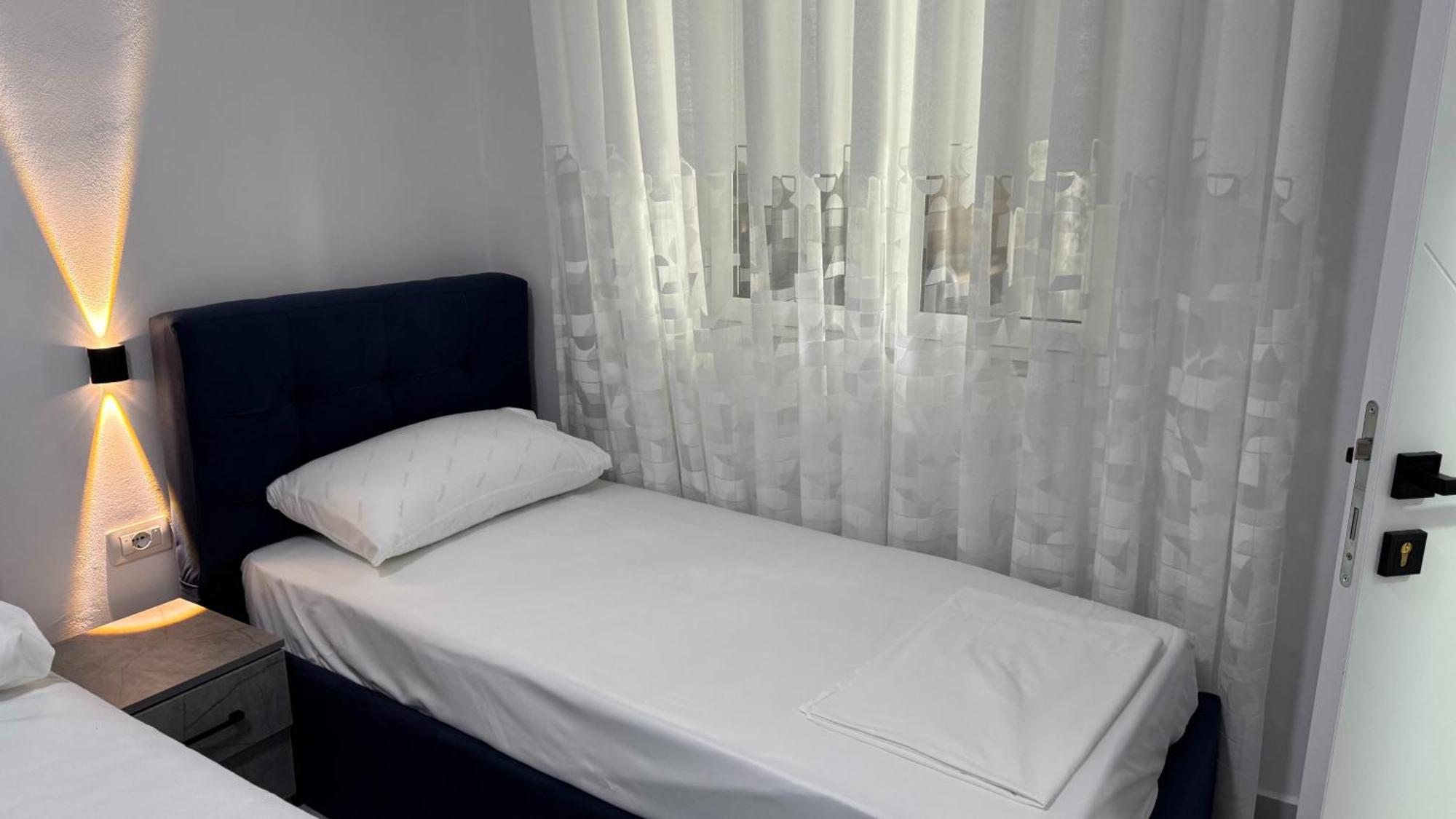 Apartment Sweet Dreams *